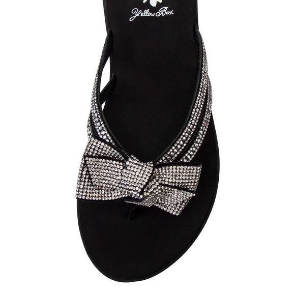 Yellow Box Latest Elegant Black Sandals with Rhinestone Bow - Picture 3 of 4